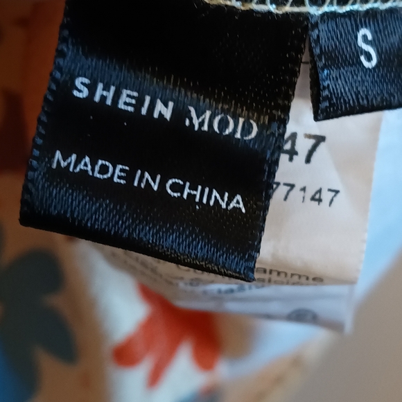 Multi-Color Boho Style Dress - Picture 6 of 6